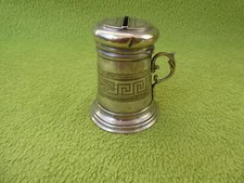 Antike verzierte Spardose